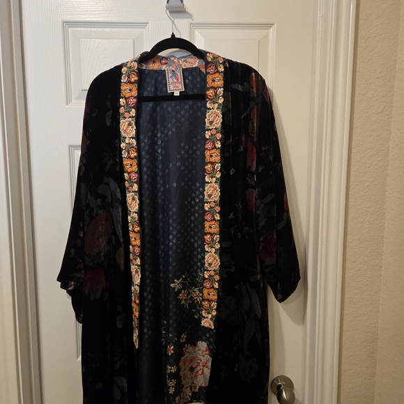 Johnny Was Black Velvet Floral Kimono with Orange Embroidered Trim - Picture 2 of 13
